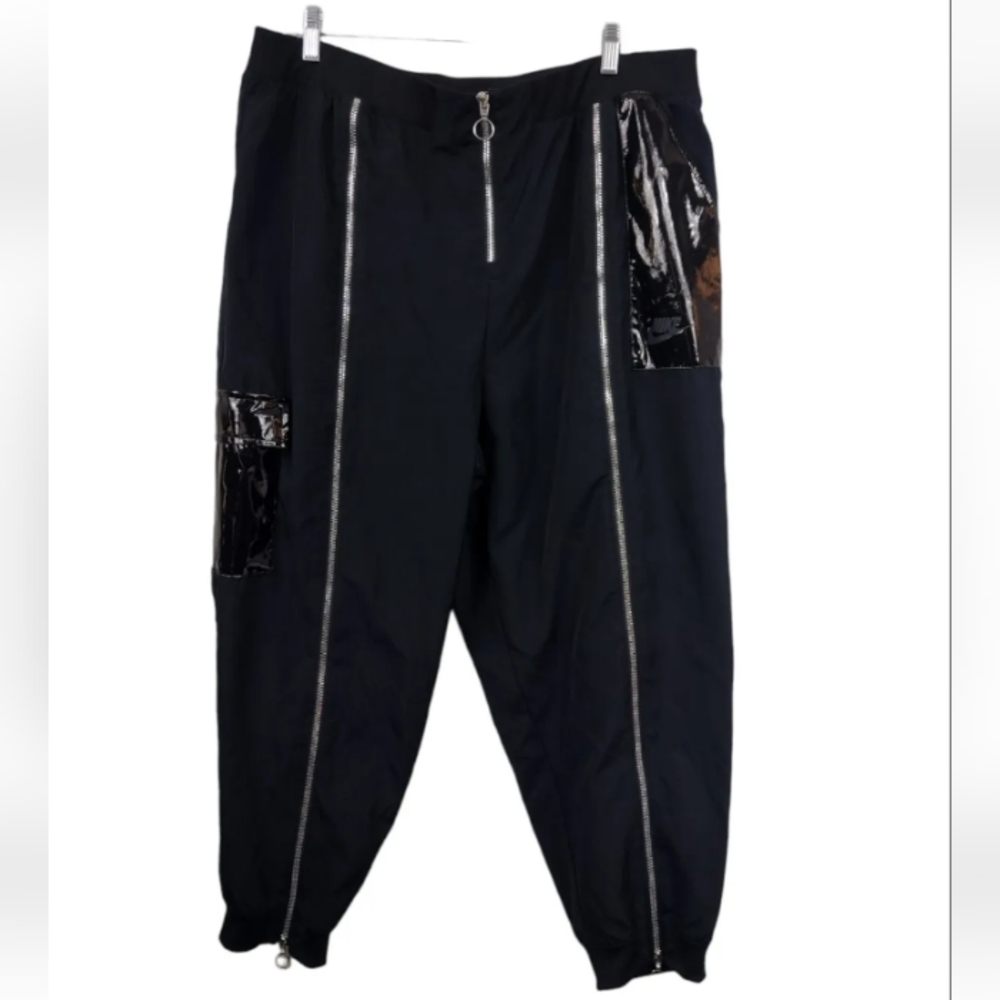 Nike active wear black zippered joggers women's XL